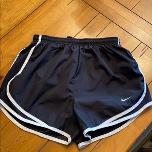 NIKE DRI-FIT athletic shorts size Adult SMALL